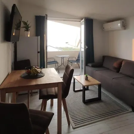 Matej 3 Apartment Zadar