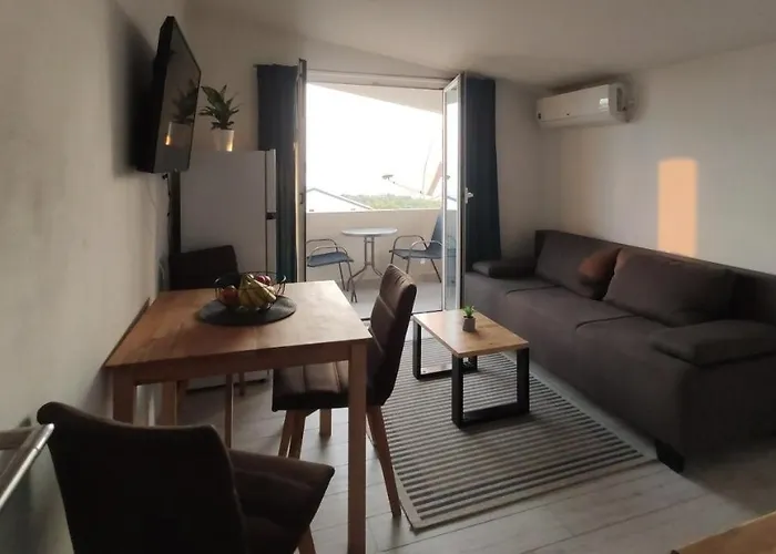 Matej 3 דירה זאדאר